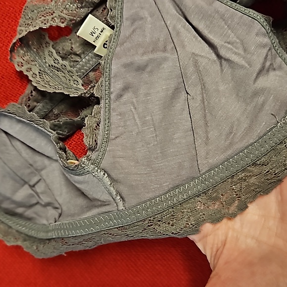 ANEMONE gray floral graphic lace  stretch t back bra S/M M/L NWT - Picture 8 of 8